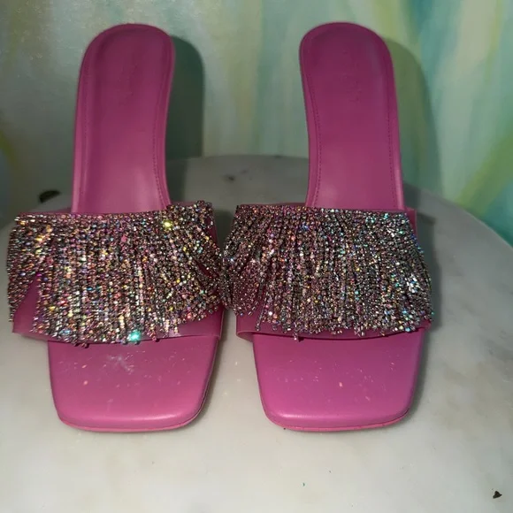 Cult Gaia Elegant Pink Heeled Mules with Rhinestone Fringe - Picture 2 of 9
